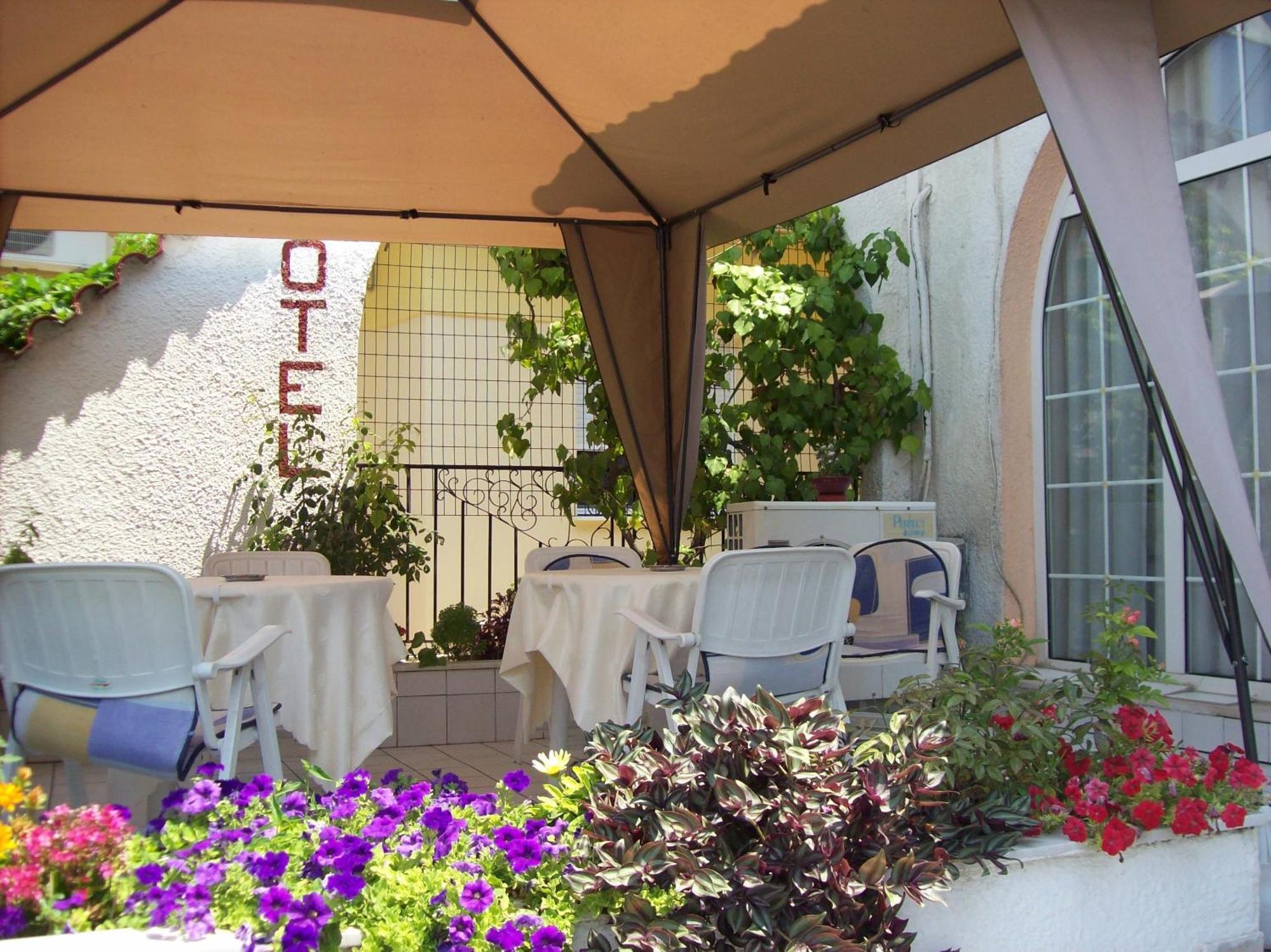 Mironi & Victoria Hotel Limenas  Exterior foto